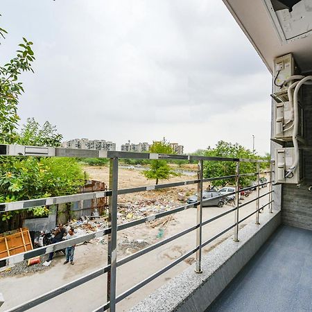 דלהי Fabhotel Sparkling - Nr Yashobhoomi Convention Centre מראה חיצוני תמונה